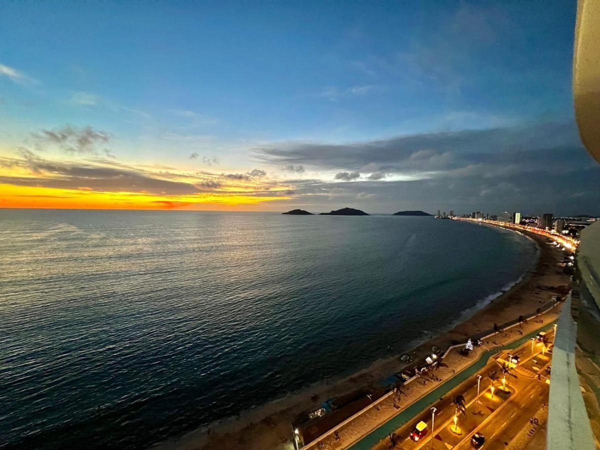 Sunset View Malecon 1404 Vista Panoramica Al Mar Apartment Mazatlán Exterior foto